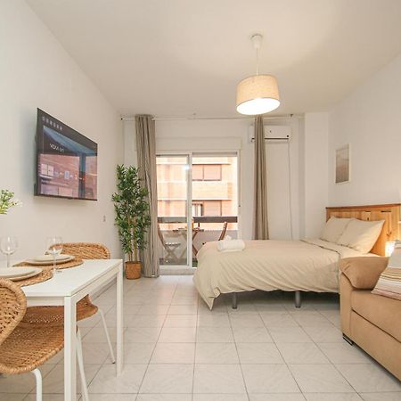Wonderful Studio 15M Walk To Giralda And Feria Seville Exterior photo